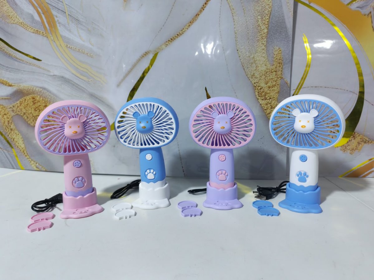 VENTILADOR DE MANO OSO RECARGABLE CON BASE