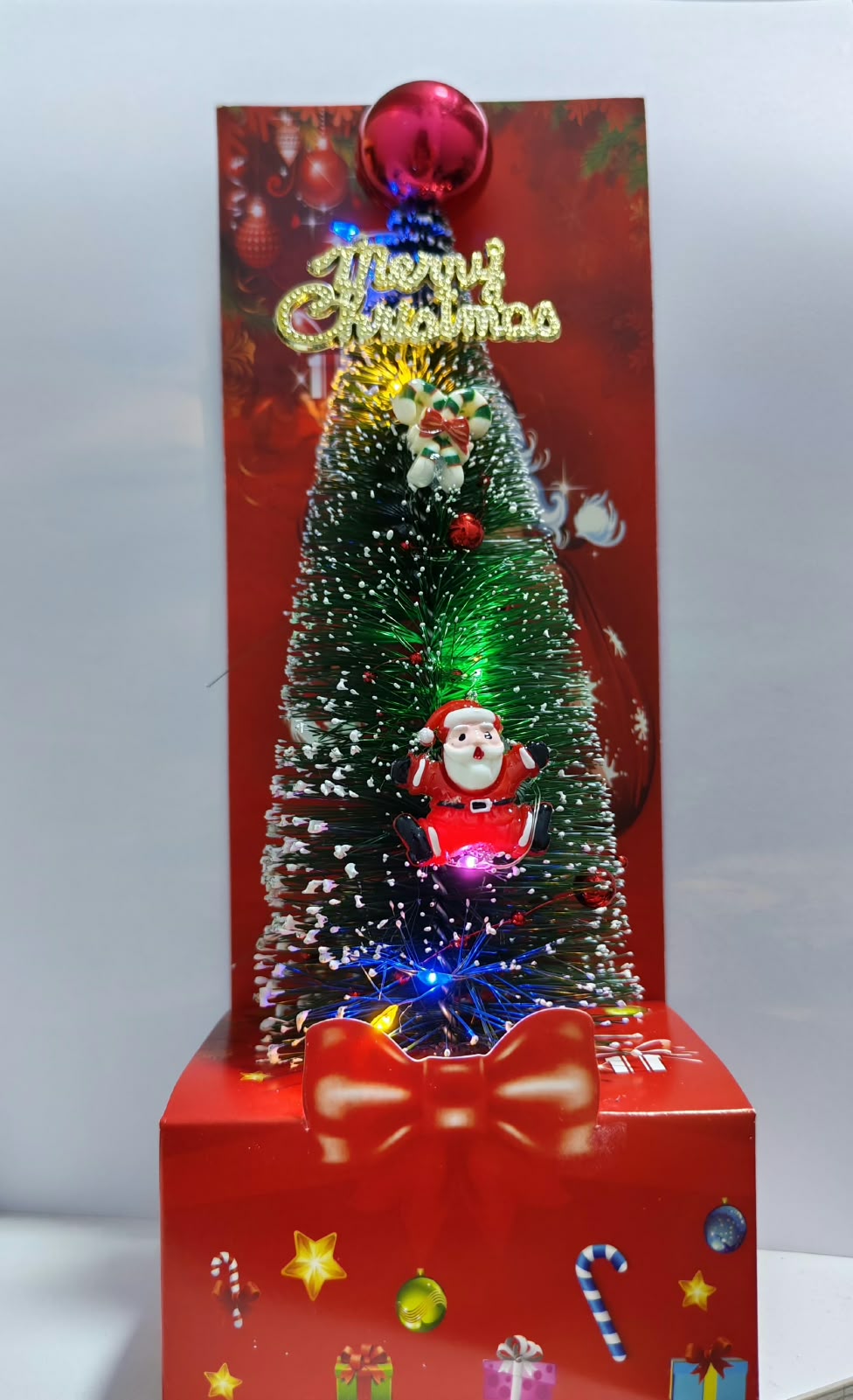 PINO NAVIDEÑO CON LUCES